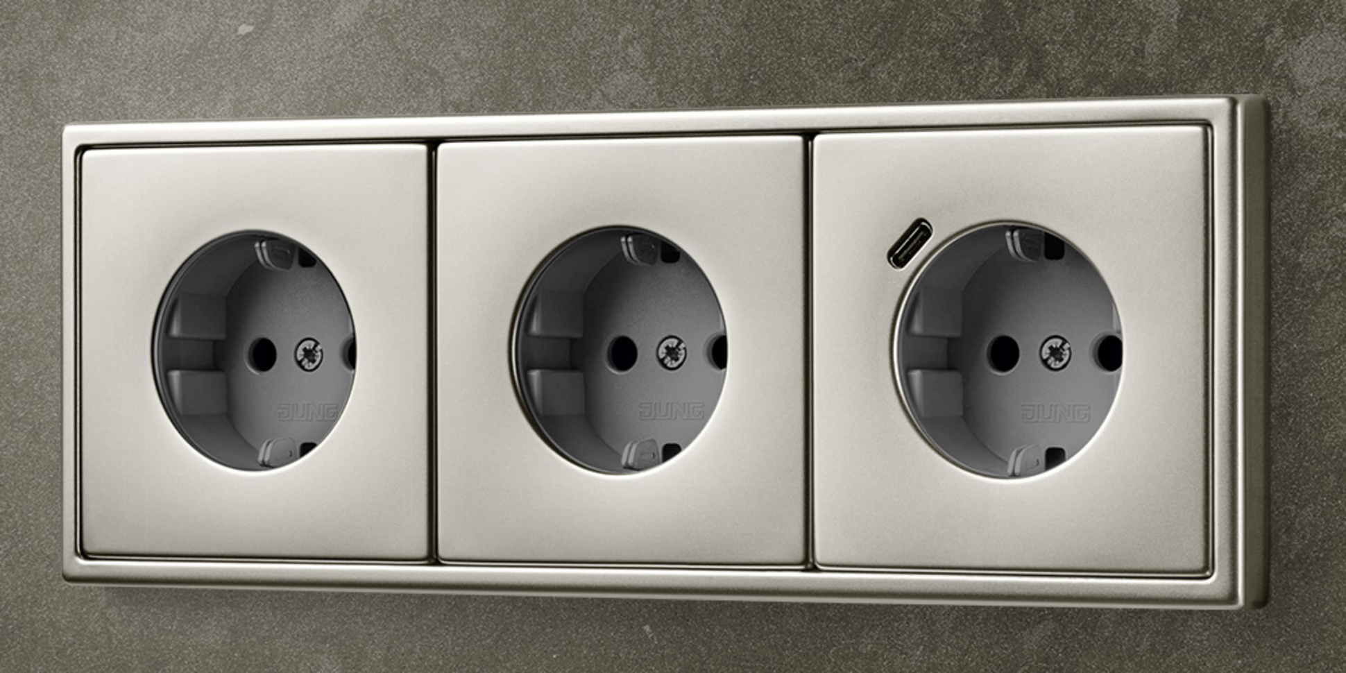 SCHUKO® Steckdosen mit USB bei Elektro Noßner in Schnaittenbach